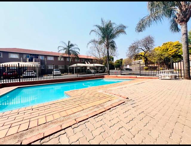 3 BEDROOM APARTMENT FOR SALE IN DIE HOEWES